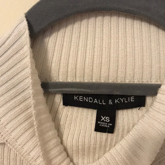 NWT Kendall & Kylie Mockneck Cut Out Sweater - Picture 5 of 5